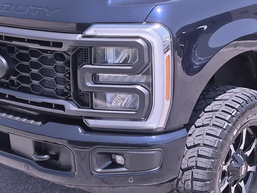 Thumbnail: 2023 Ford F-350 - 22