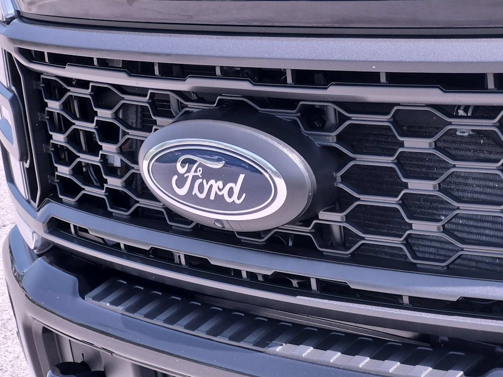 Thumbnail: 2023 Ford F-350 - 7