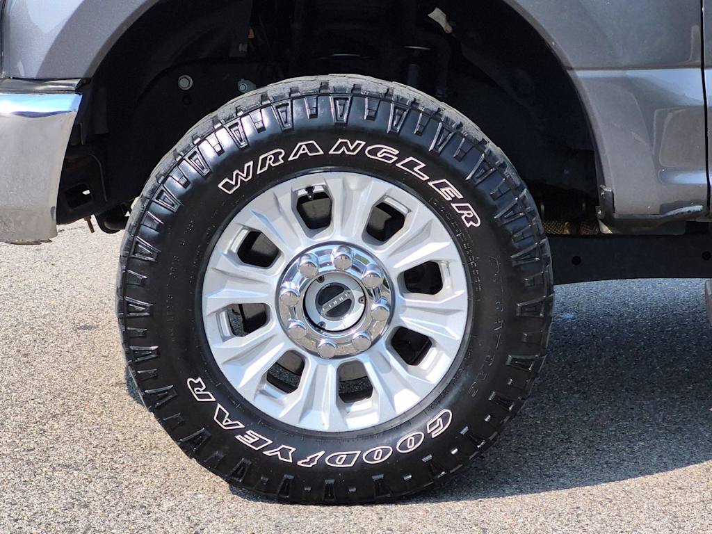 Thumbnail: 2021 Ford F-350 - 8
