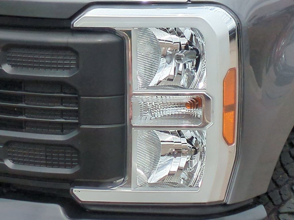Thumbnail: 2025 Ford F-350 - 17