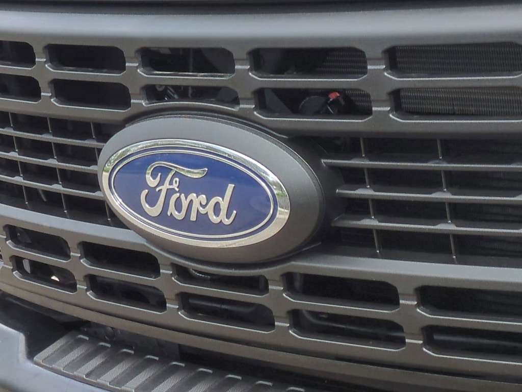 Thumbnail: 2025 Ford F-350 - 6