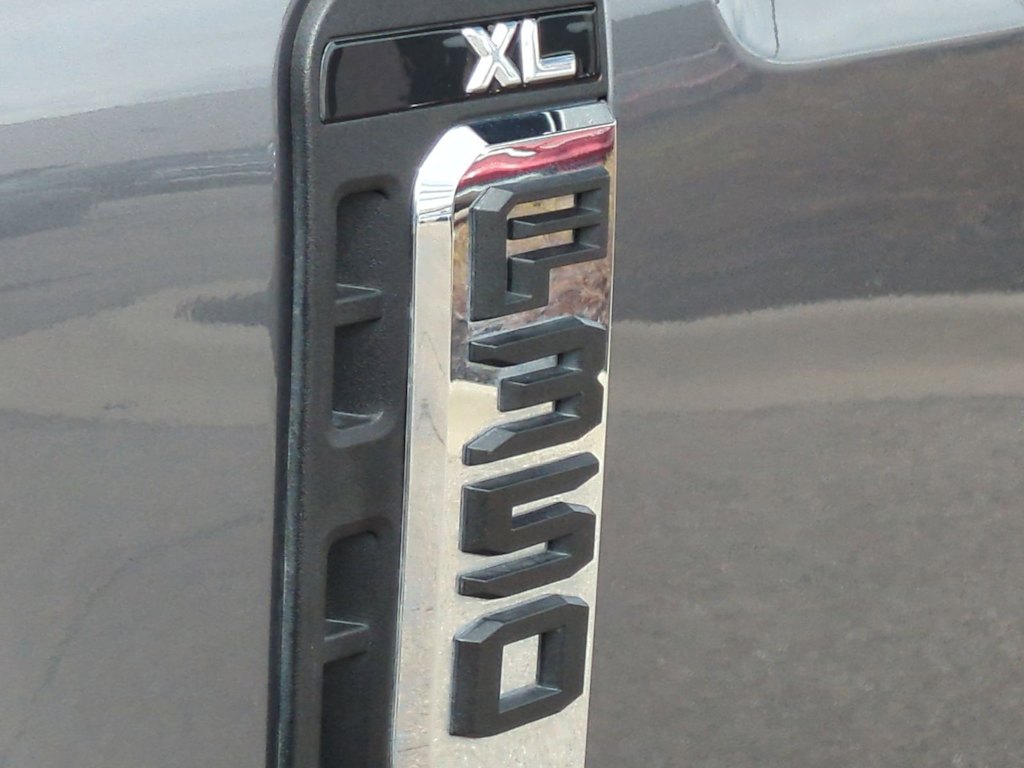 Thumbnail: 2025 Ford F-350 - 23