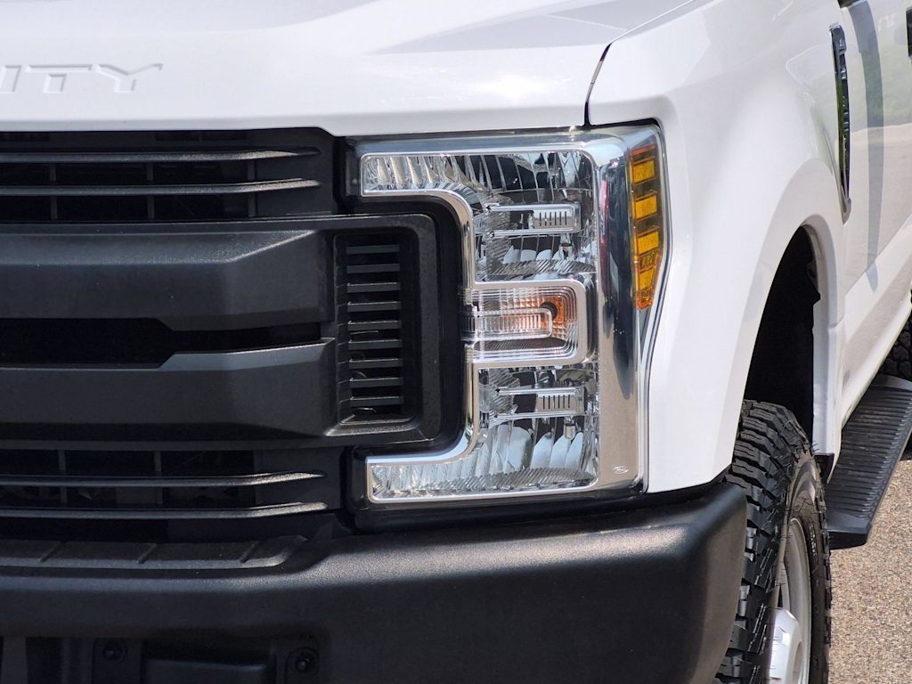 Thumbnail: 2019 Ford F-250 - 21