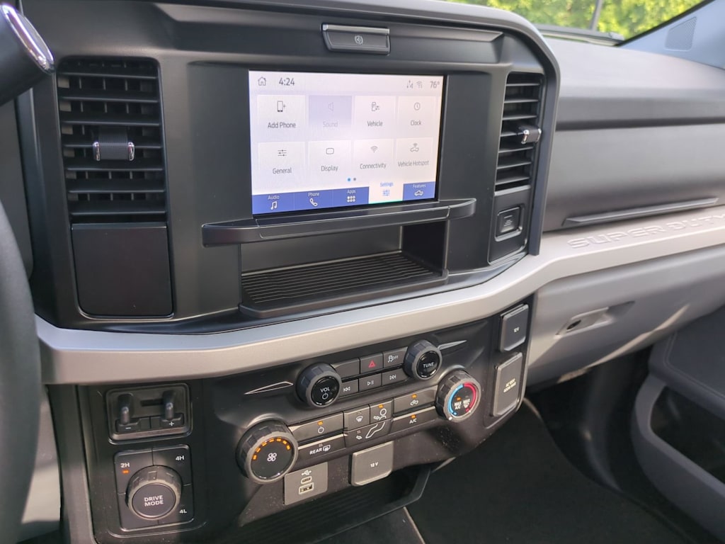 Thumbnail: 2025 Ford F-250 - 13