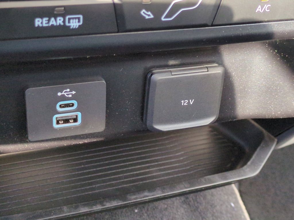 Thumbnail: 2025 Ford F-250 - 29