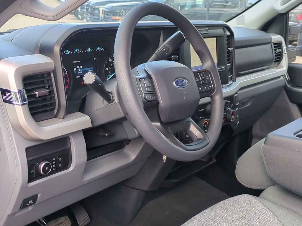 Thumbnail: 2025 Ford F-250 - 2