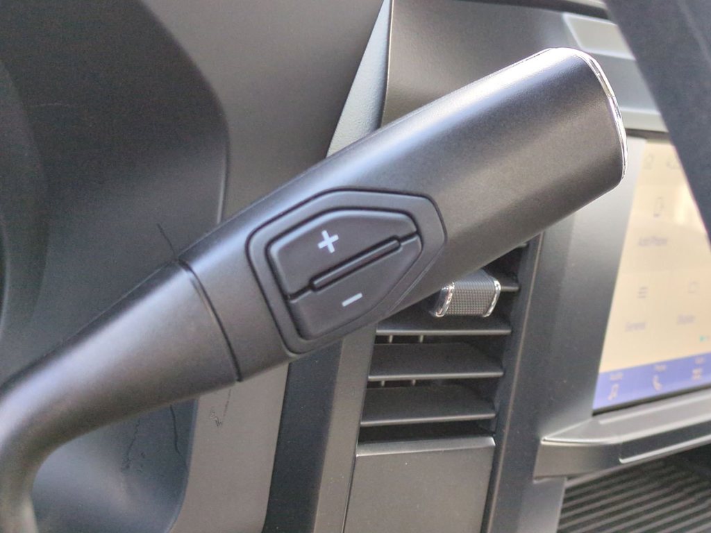 Thumbnail: 2025 Ford F-250 - 30