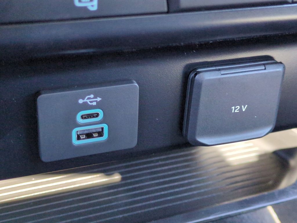 Thumbnail: 2025 Ford F-250 - 29