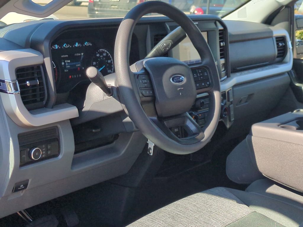 Thumbnail: 2025 Ford F-250 - 2