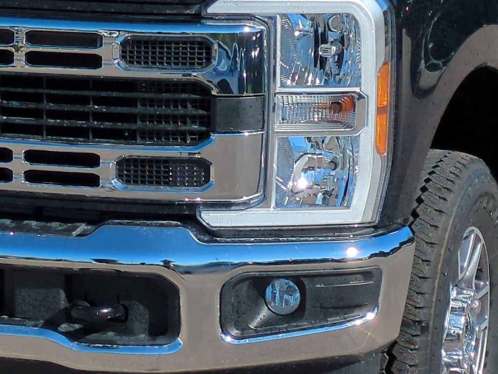 Thumbnail: 2025 Ford F-250 - 22