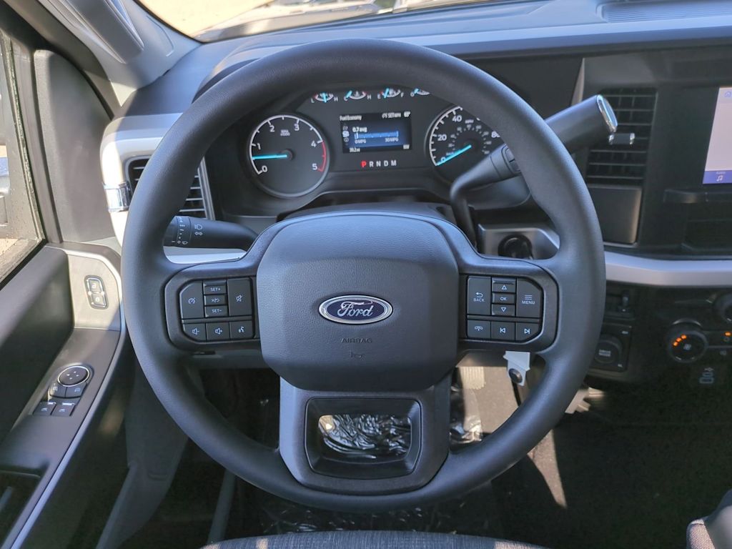 Thumbnail: 2025 Ford F-250 - 12