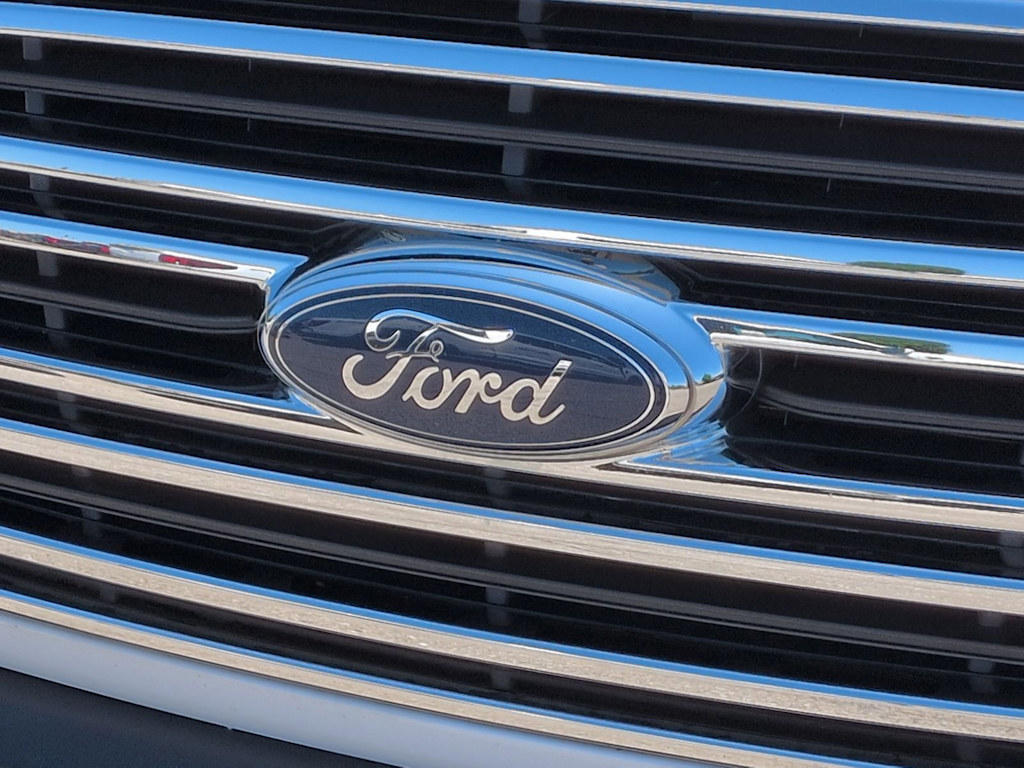 Thumbnail: 2016 Ford Transit Series - 7
