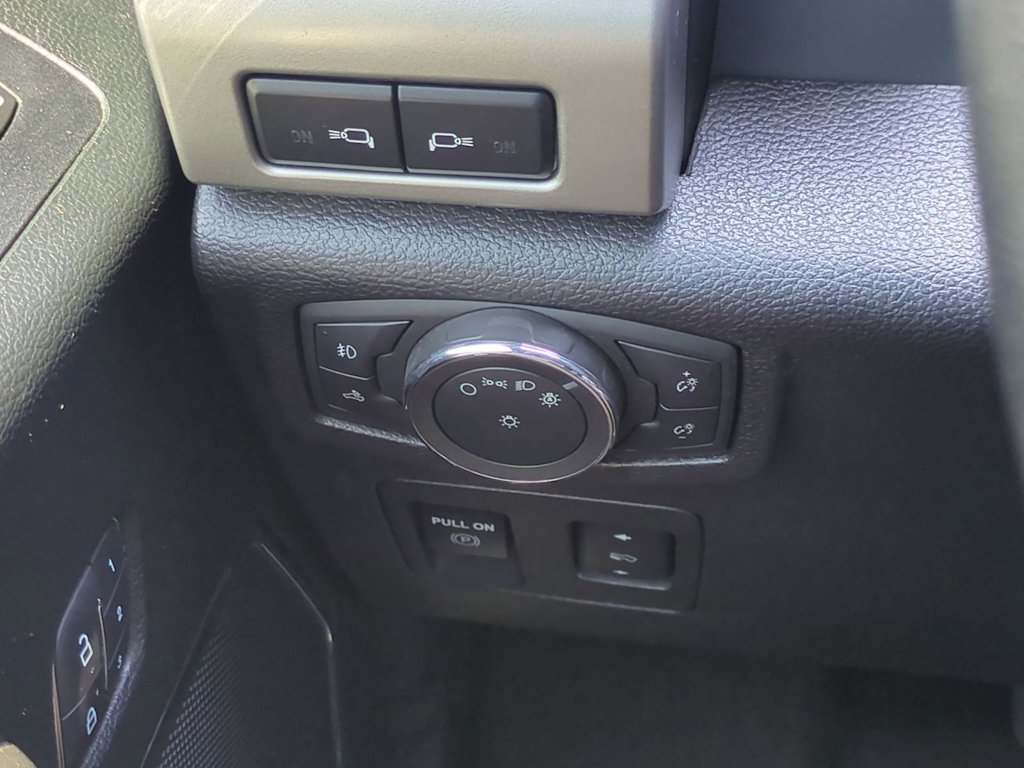Thumbnail: 2020 Ford F-150 - 32