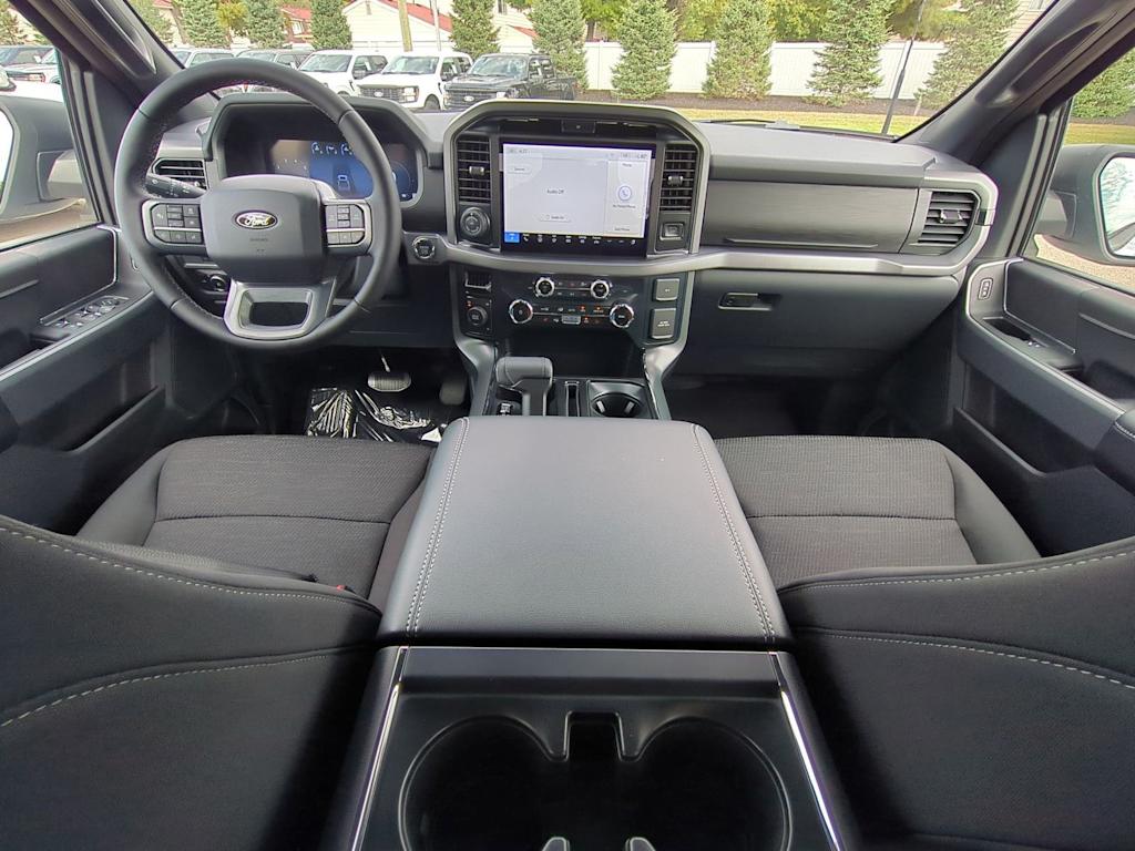 Thumbnail: 2025 Ford F-150 - 9