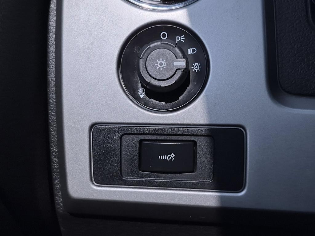 Thumbnail: 2014 Ford F-150 - 27