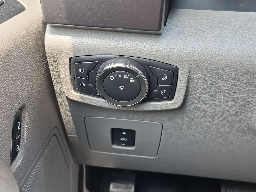 Thumbnail: 2016 Ford F-150 - 30