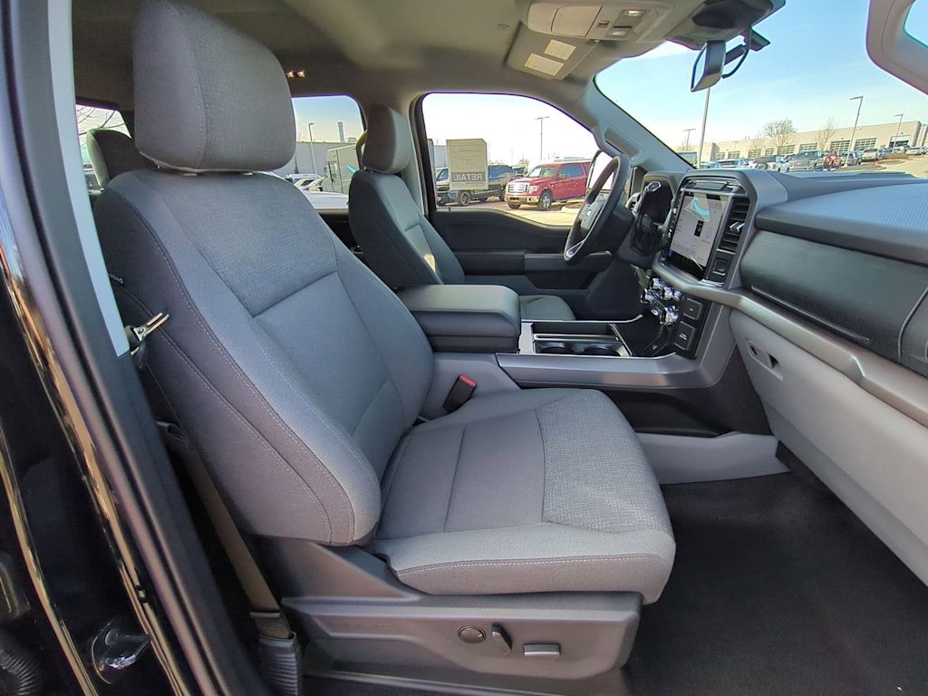 Thumbnail: 2025 Ford F-150 - 25