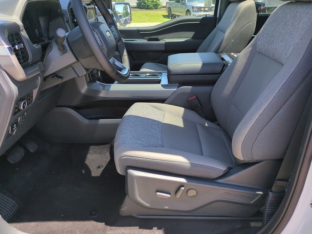 Thumbnail: 2025 Ford F-150 - 10