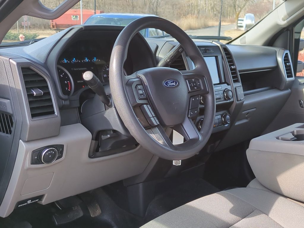 2022 Ford F-350 XL 2