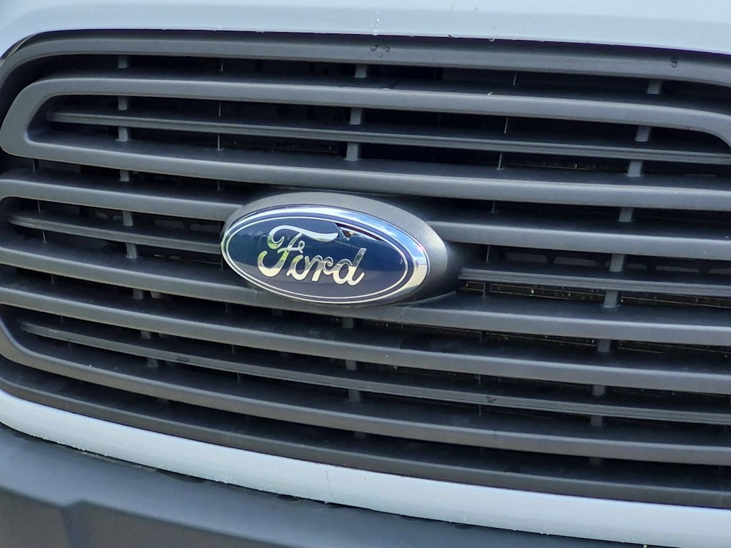 Thumbnail: 2015 Ford Transit Series - 6