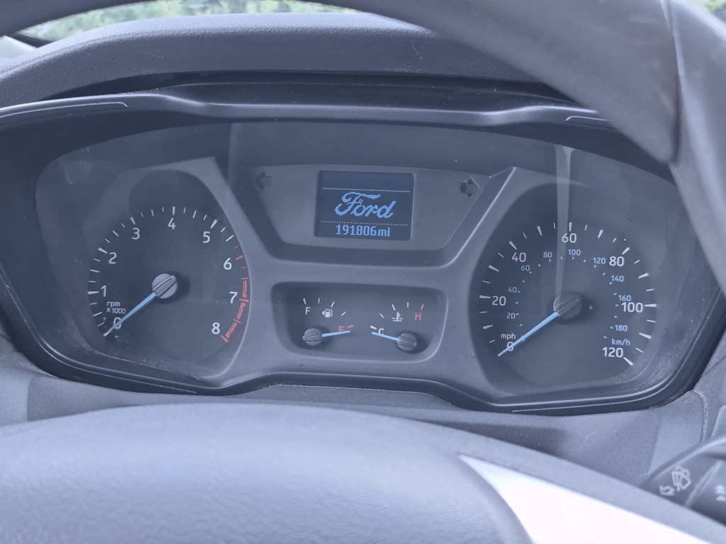 Thumbnail: 2015 Ford Transit Series - 14