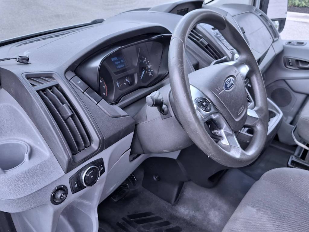 Thumbnail: 2015 Ford Transit Series - 2