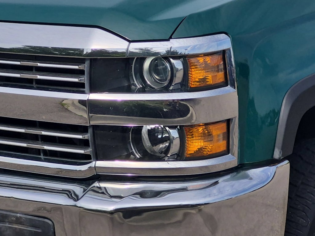 Thumbnail: 2017 Chevrolet Silverado 2500 - 22
