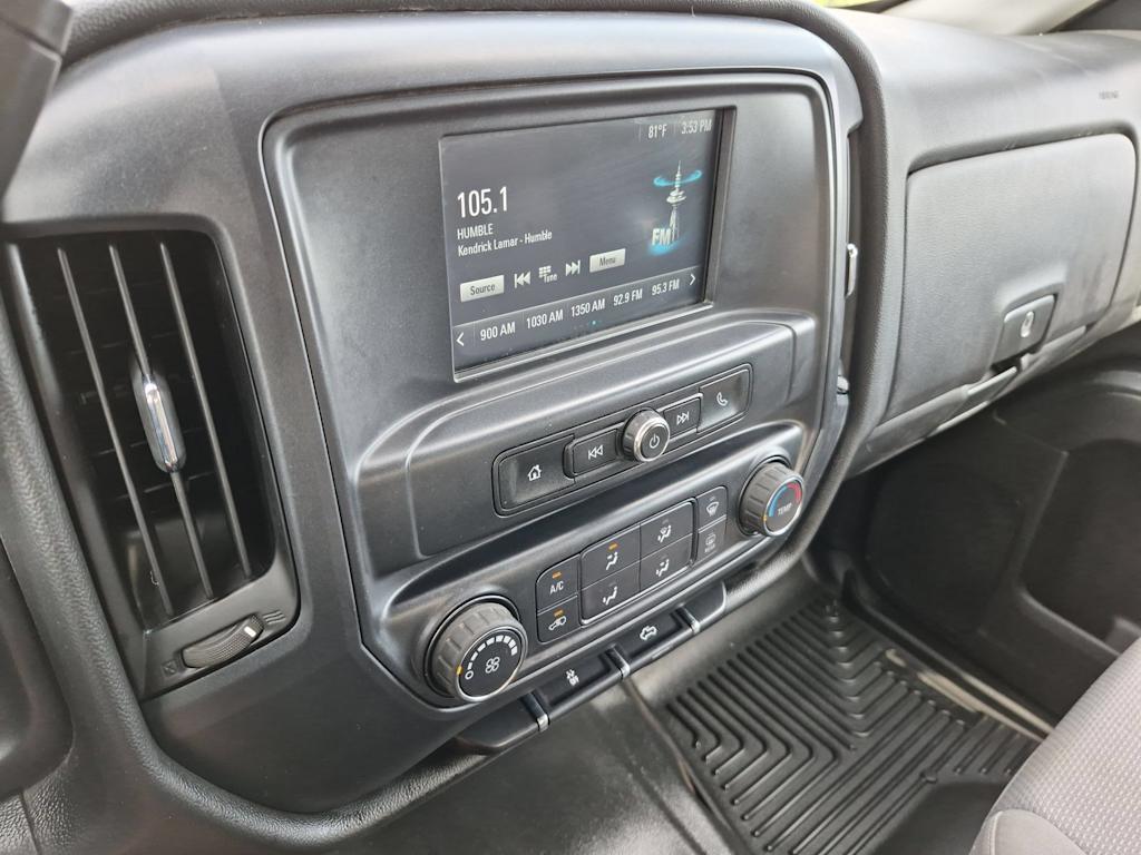 Thumbnail: 2017 Chevrolet Silverado 2500 - 14