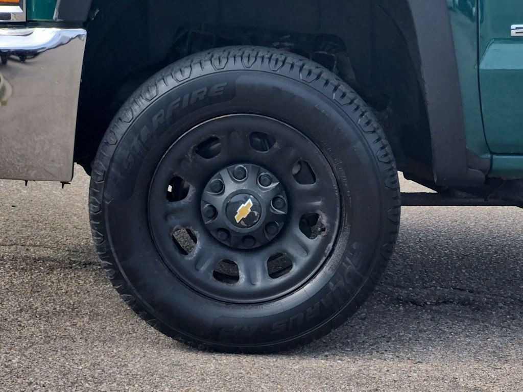 Thumbnail: 2017 Chevrolet Silverado 2500 - 8
