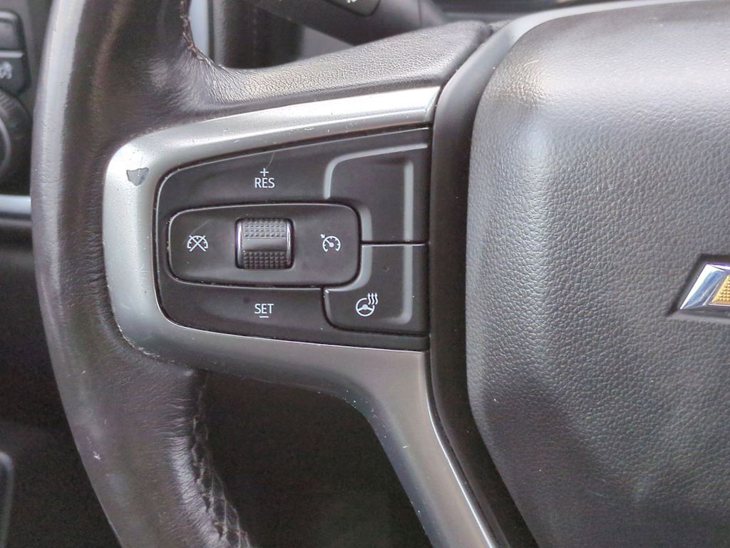 Thumbnail: 2021 Chevrolet Silverado 1500 - 28