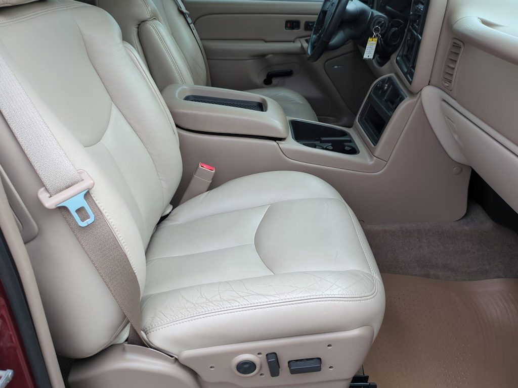 Thumbnail: 2005 GMC Yukon XL - 30