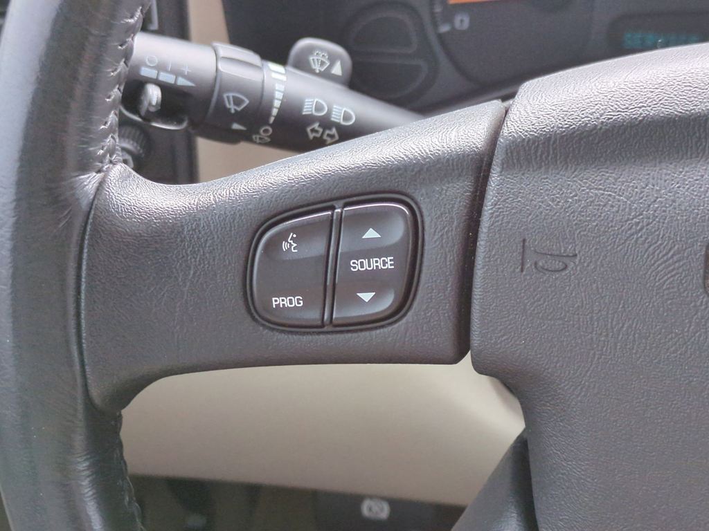 Thumbnail: 2005 GMC Yukon XL - 31