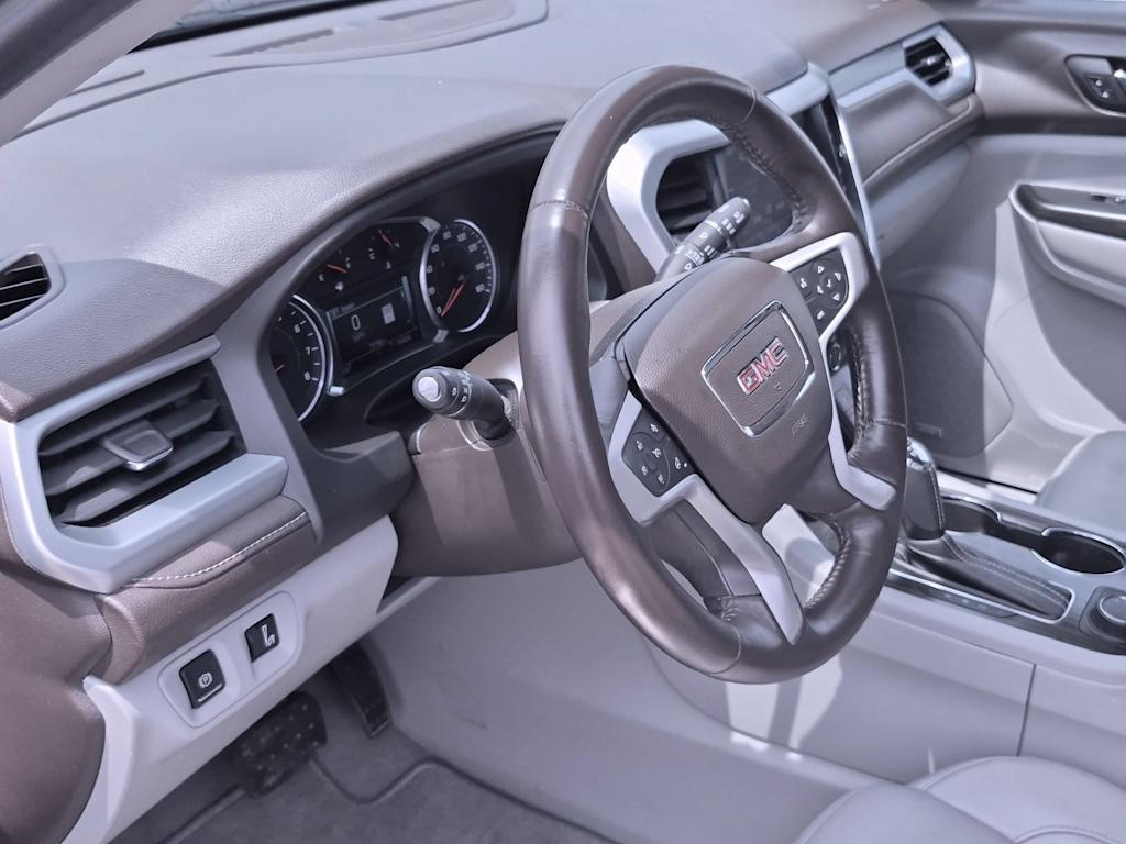 Thumbnail: 2017 GMC Acadia - 2