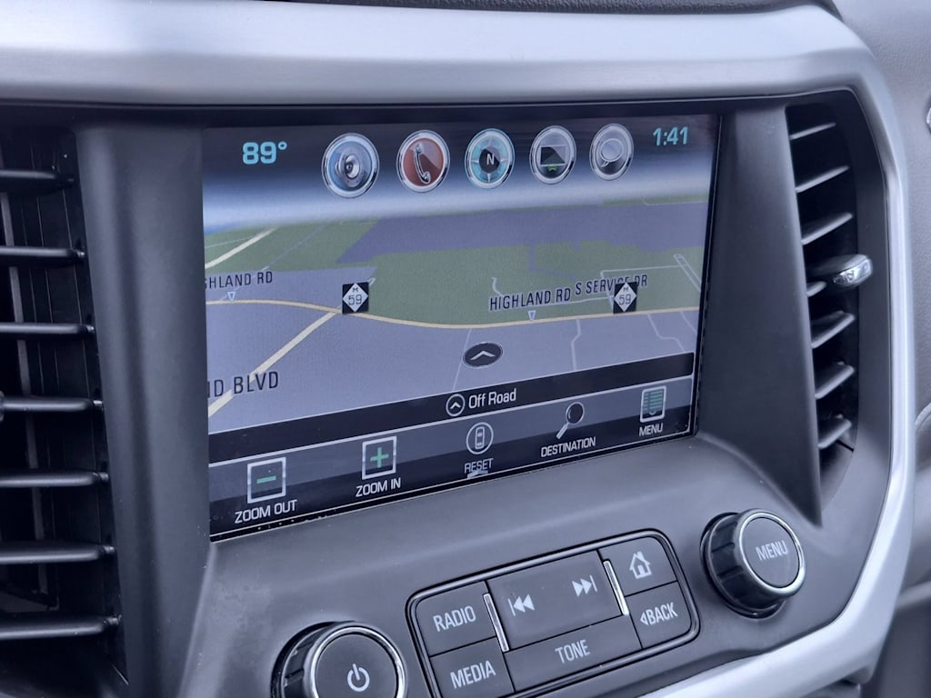 Thumbnail: 2017 GMC Acadia - 33