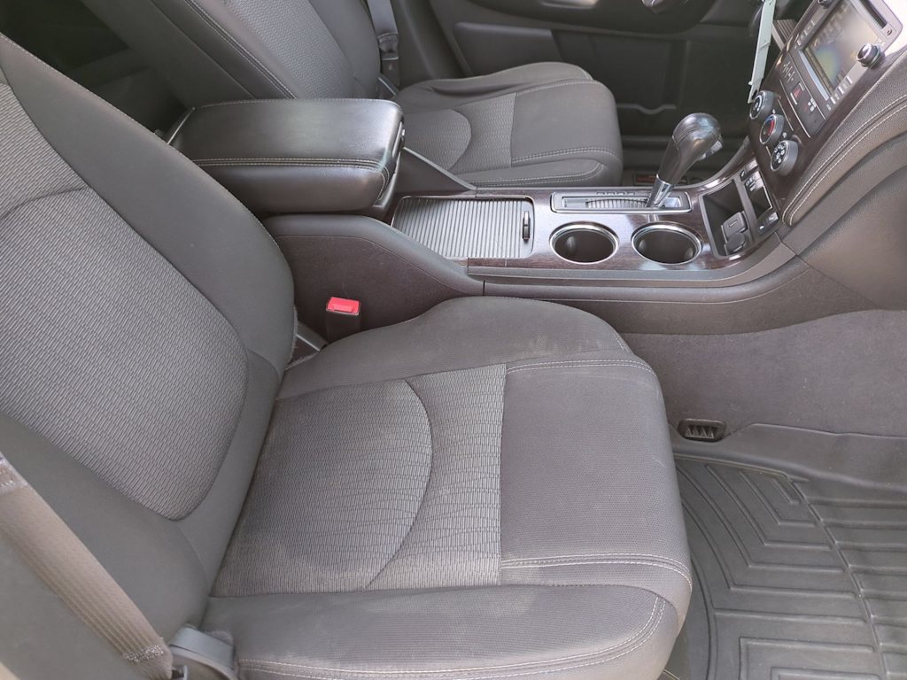 Thumbnail: 2015 Chevrolet Traverse - 29