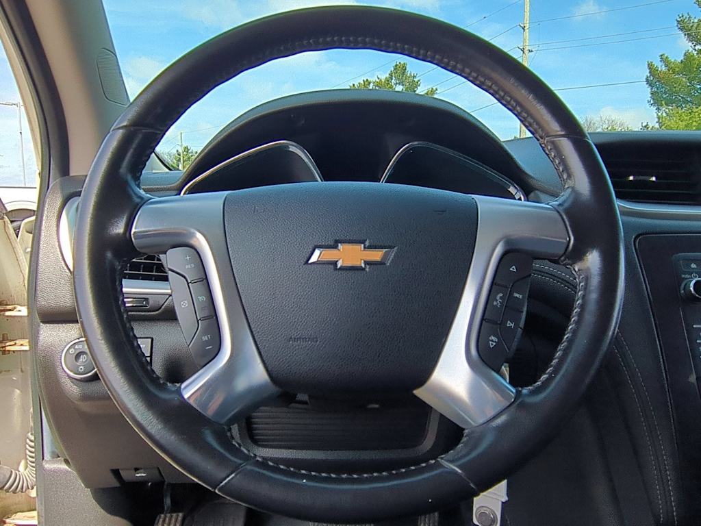 Thumbnail: 2015 Chevrolet Traverse - 14