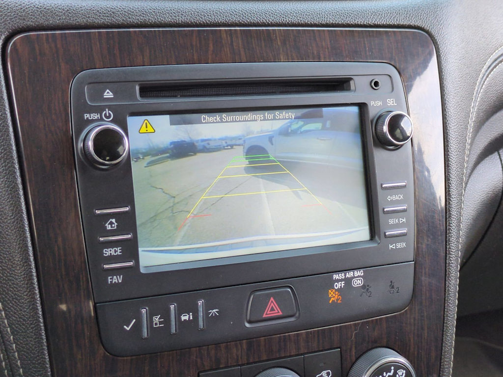 Thumbnail: 2015 Chevrolet Traverse - 33