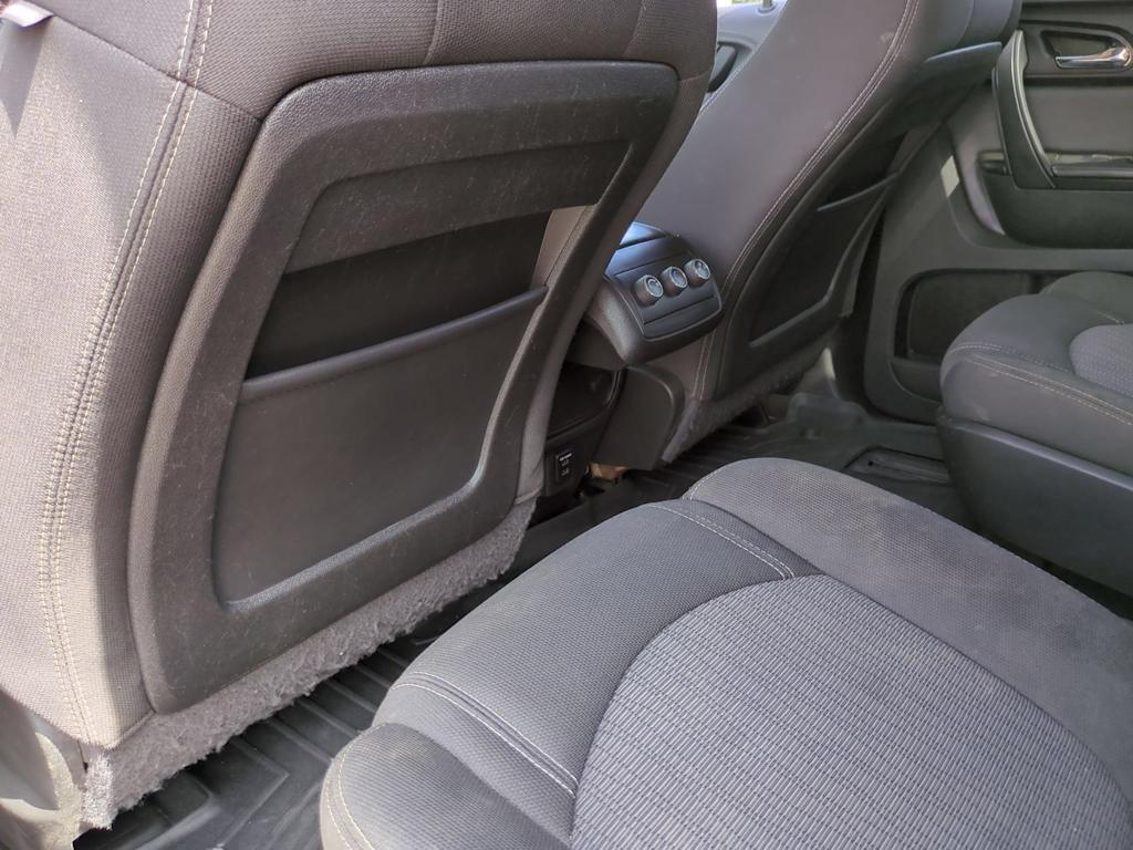Thumbnail: 2015 Chevrolet Traverse - 13