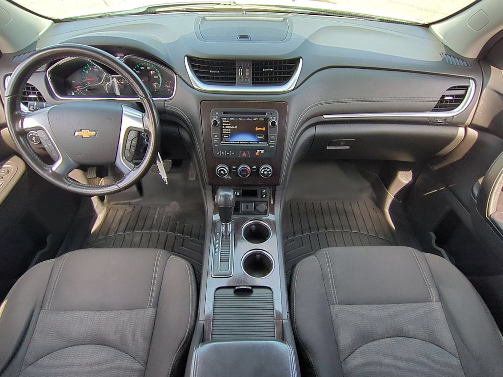 Thumbnail: 2015 Chevrolet Traverse - 10
