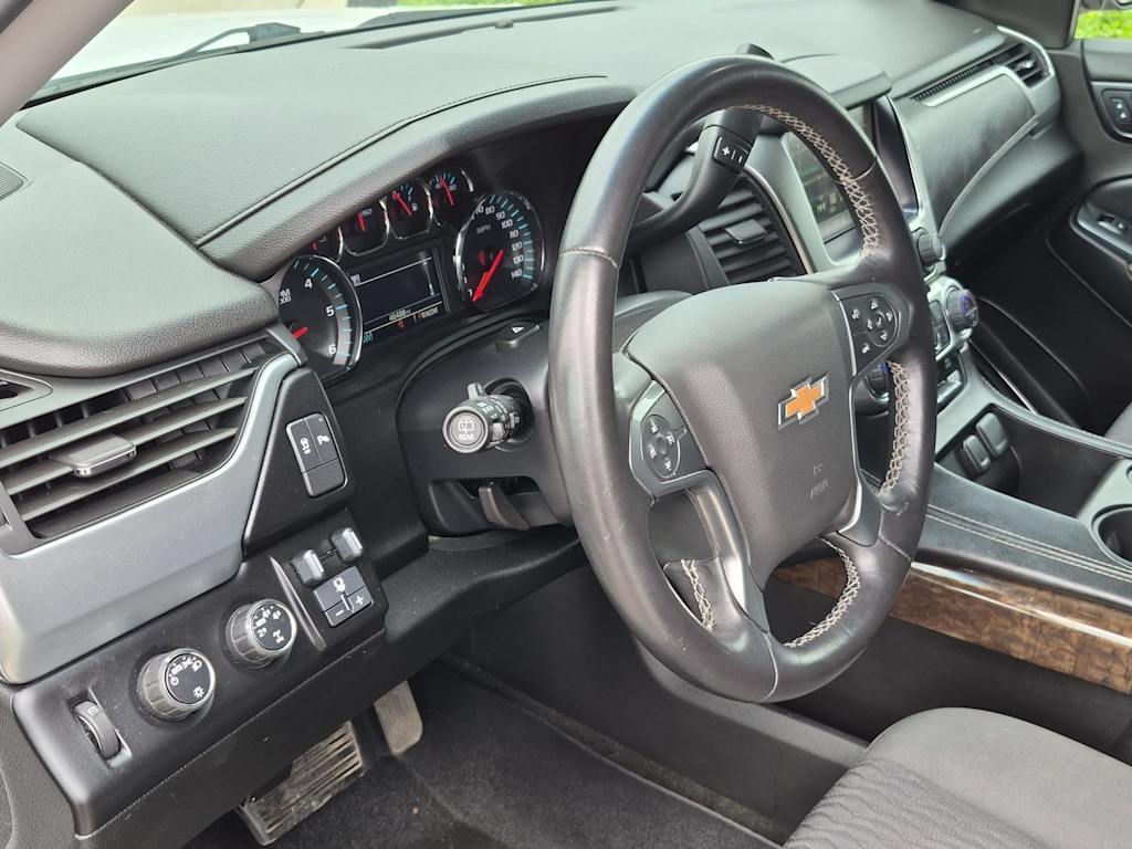 Thumbnail: 2016 Chevrolet Tahoe - 2
