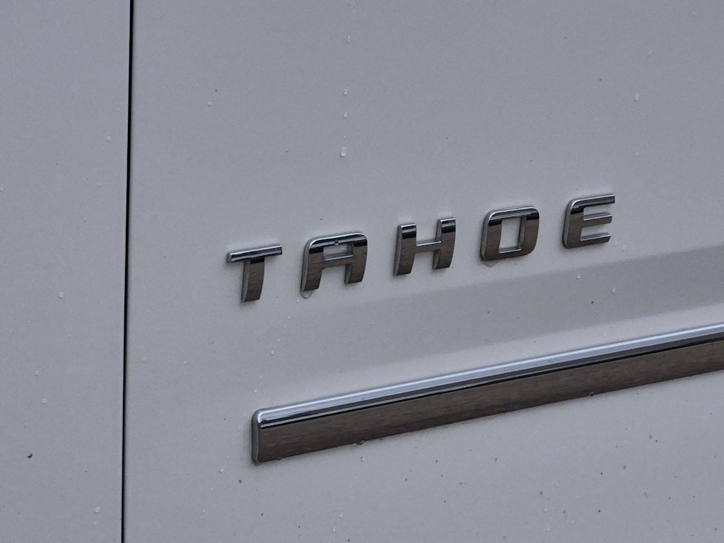 Thumbnail: 2016 Chevrolet Tahoe - 24