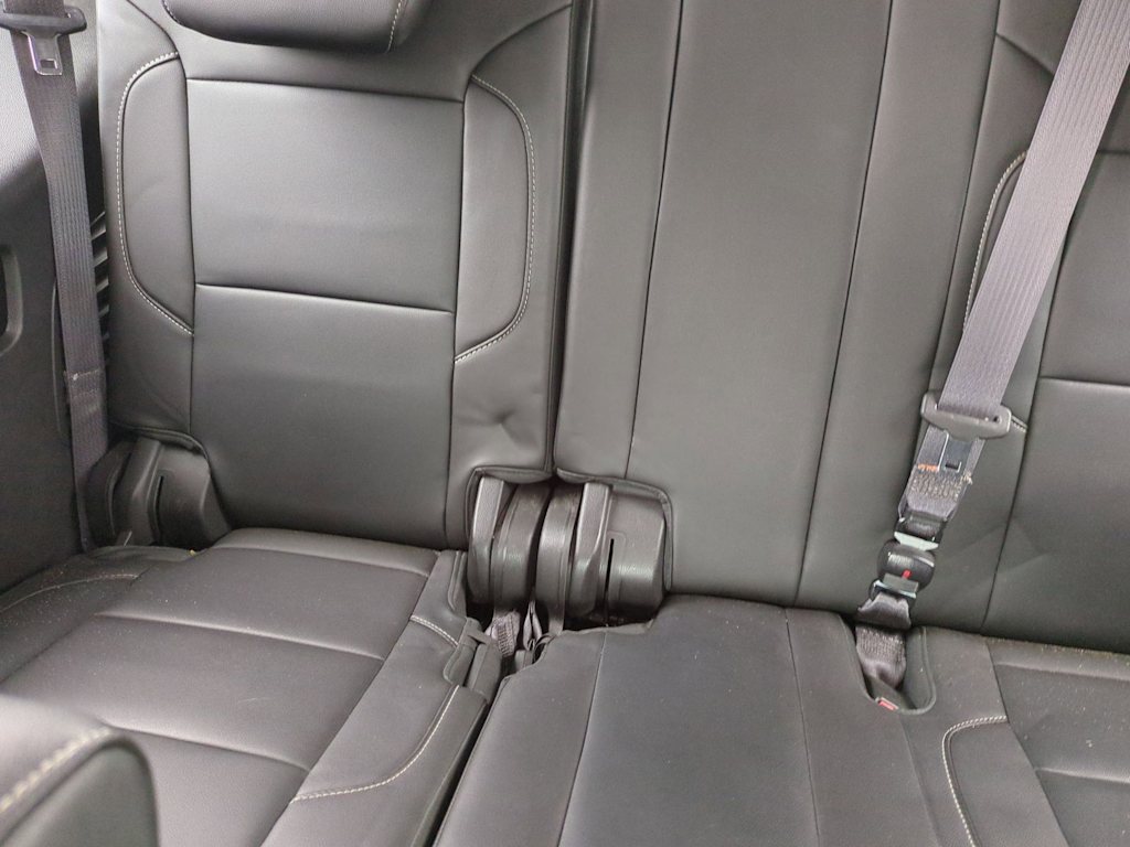 Thumbnail: 2015 Chevrolet Tahoe - 27