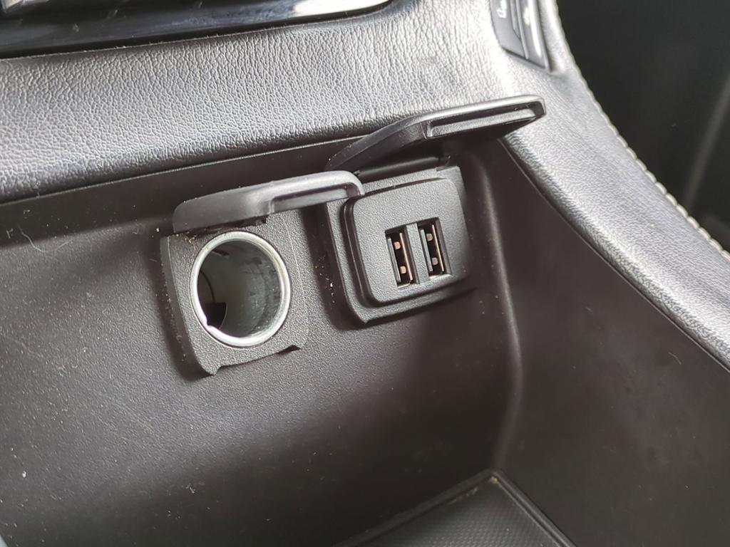 Thumbnail: 2015 Chevrolet Tahoe - 33