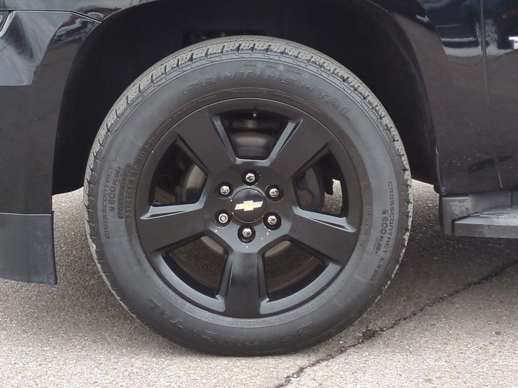 Thumbnail: 2015 Chevrolet Tahoe - 8