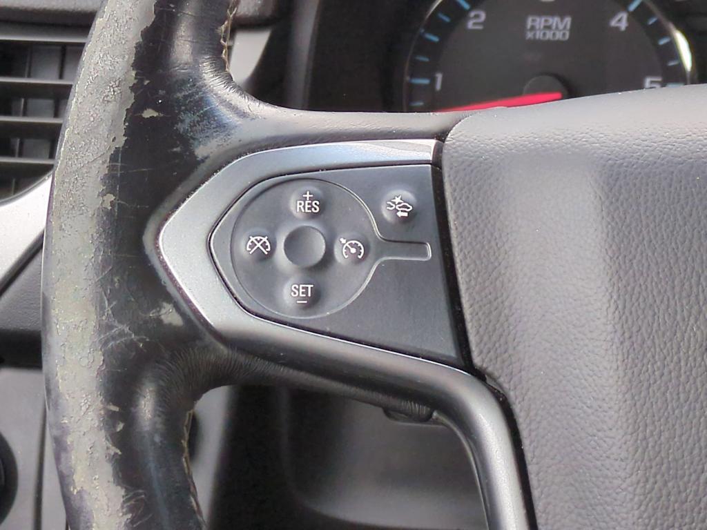 Thumbnail: 2015 Chevrolet Tahoe - 28