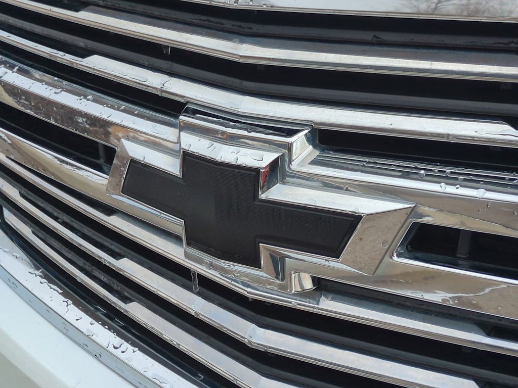 Thumbnail: 2018 Chevrolet Tahoe - 7