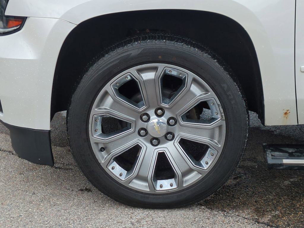 Thumbnail: 2018 Chevrolet Tahoe - 8