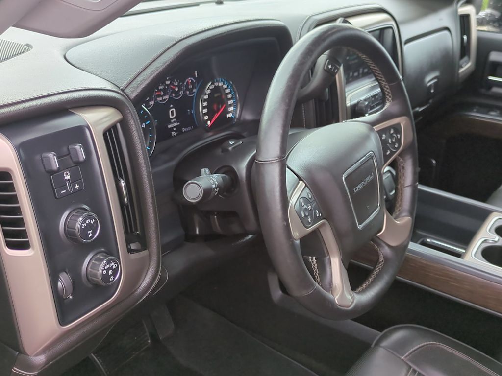 Thumbnail: 2017 GMC Sierra 2500 - 2