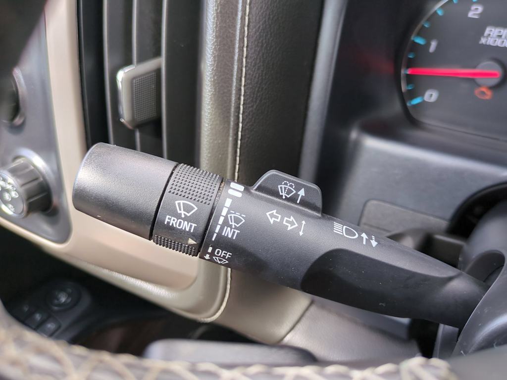 Thumbnail: 2017 GMC Sierra 2500 - 30