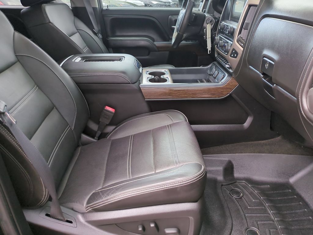 Thumbnail: 2017 GMC Sierra 2500 - 11